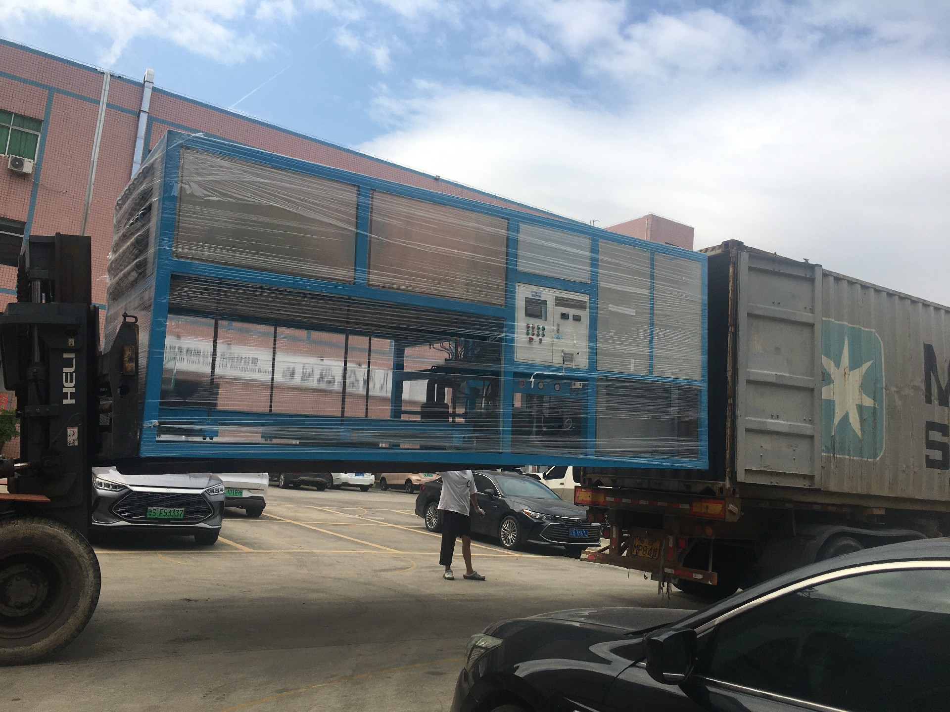 Block ice machine shipment.jpg